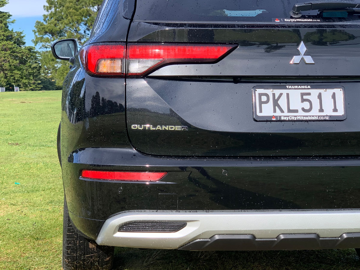 2022 Mitsubishi Outlander VRX 2.5L 4WD 7 Seater CVT Auto