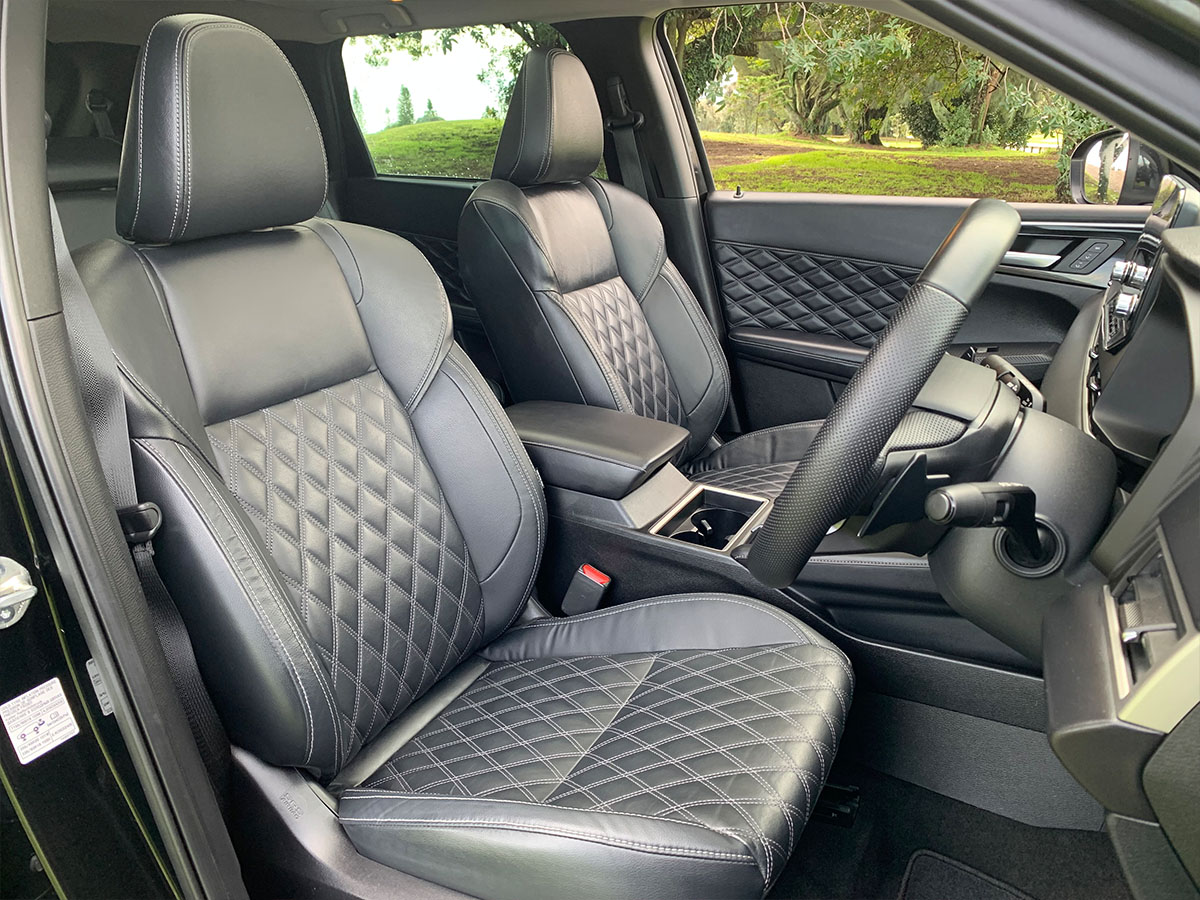 2022 Mitsubishi Outlander VRX 2.5L 4WD 7 Seater CVT Auto