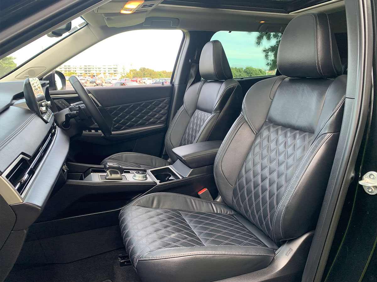 2022 Mitsubishi Outlander VRX 2.5L 4WD 7 Seater CVT Auto