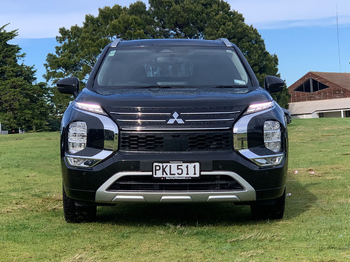 2022 Mitsubishi Outlander VRX 2.5L 4WD 7 Seater CVT Auto