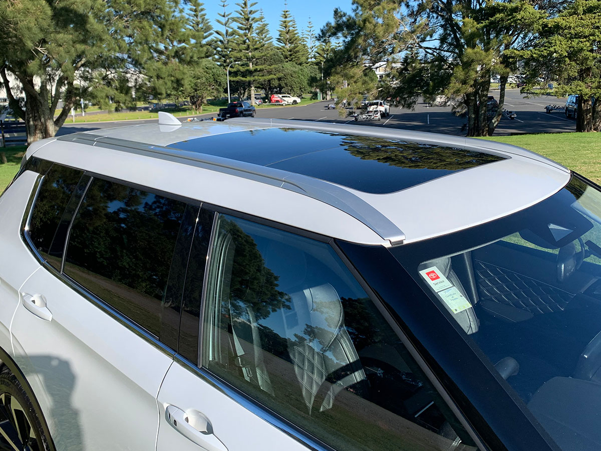 2022 Mitsubishi Outlander VRX 2.5L 4WD 7 Seater CVT Auto