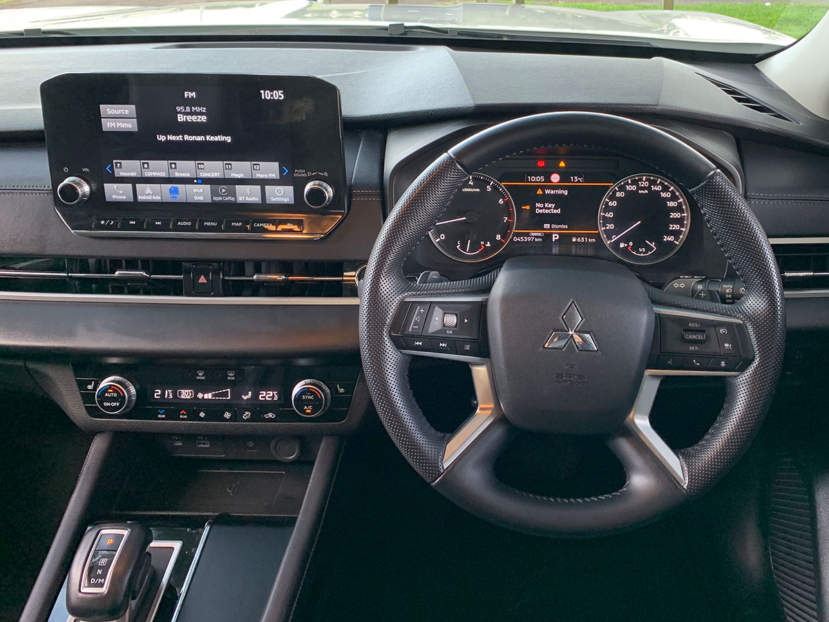 2022 Mitsubishi Outlander XLS 2WD 7 Seater 2.5L Petrol