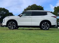 2022 Mitsubishi Outlander XLS 2WD 7 Seater 2.5L Petrol