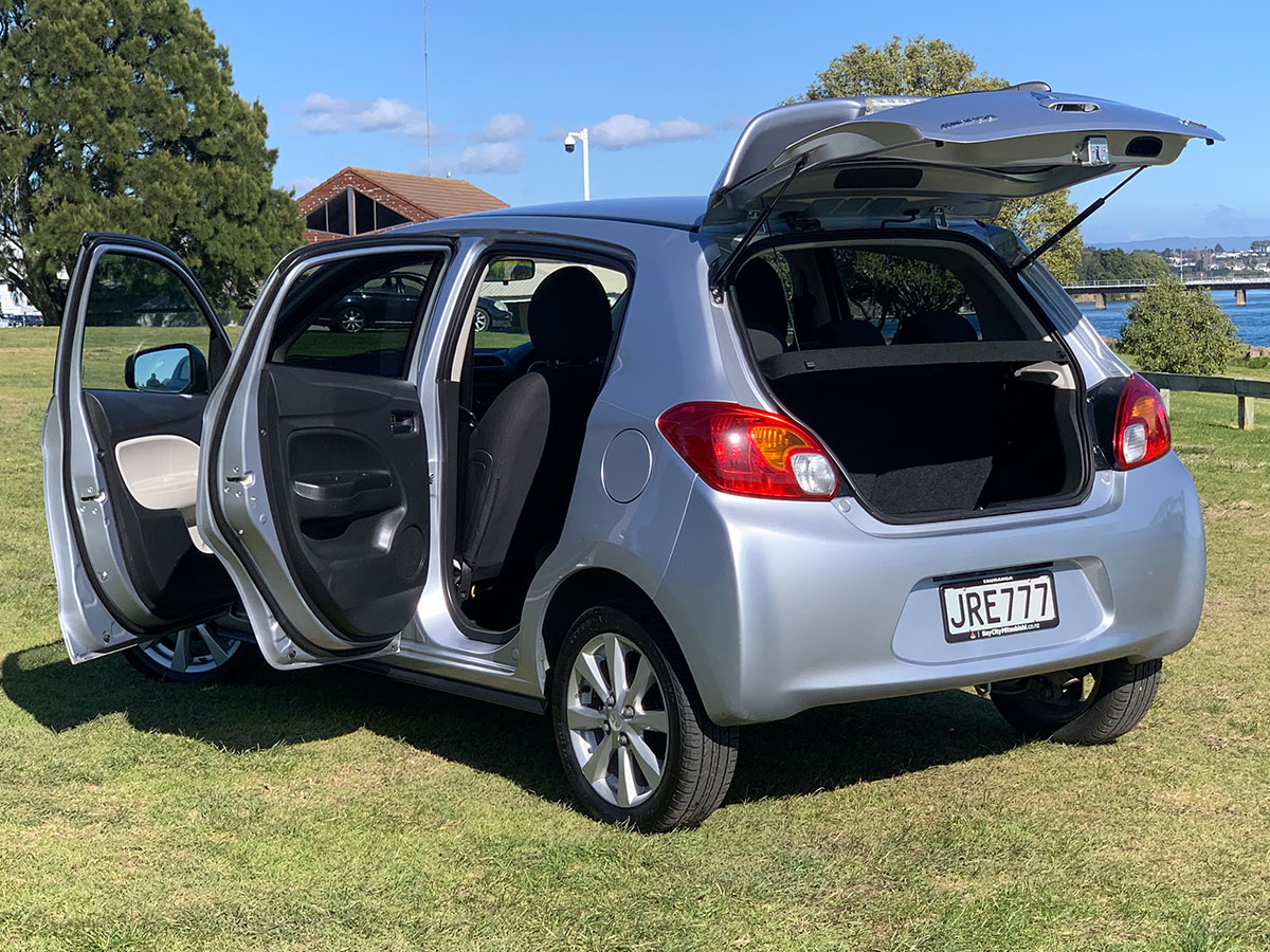 2016 Mitsubishi Mirage XLS 1.2L Petrol CVT Automatic