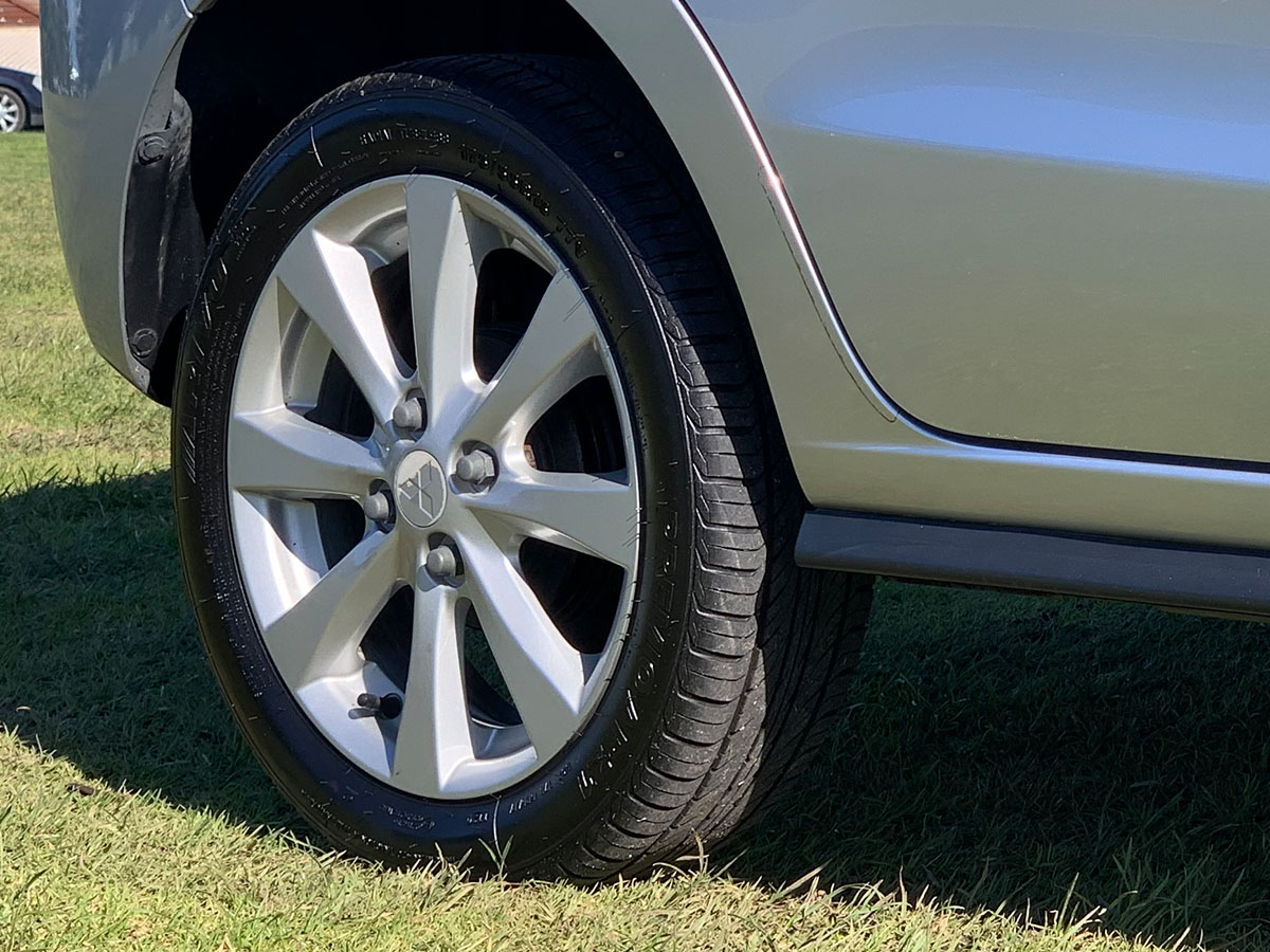 2016 Mitsubishi Mirage XLS 1.2L Petrol CVT Automatic