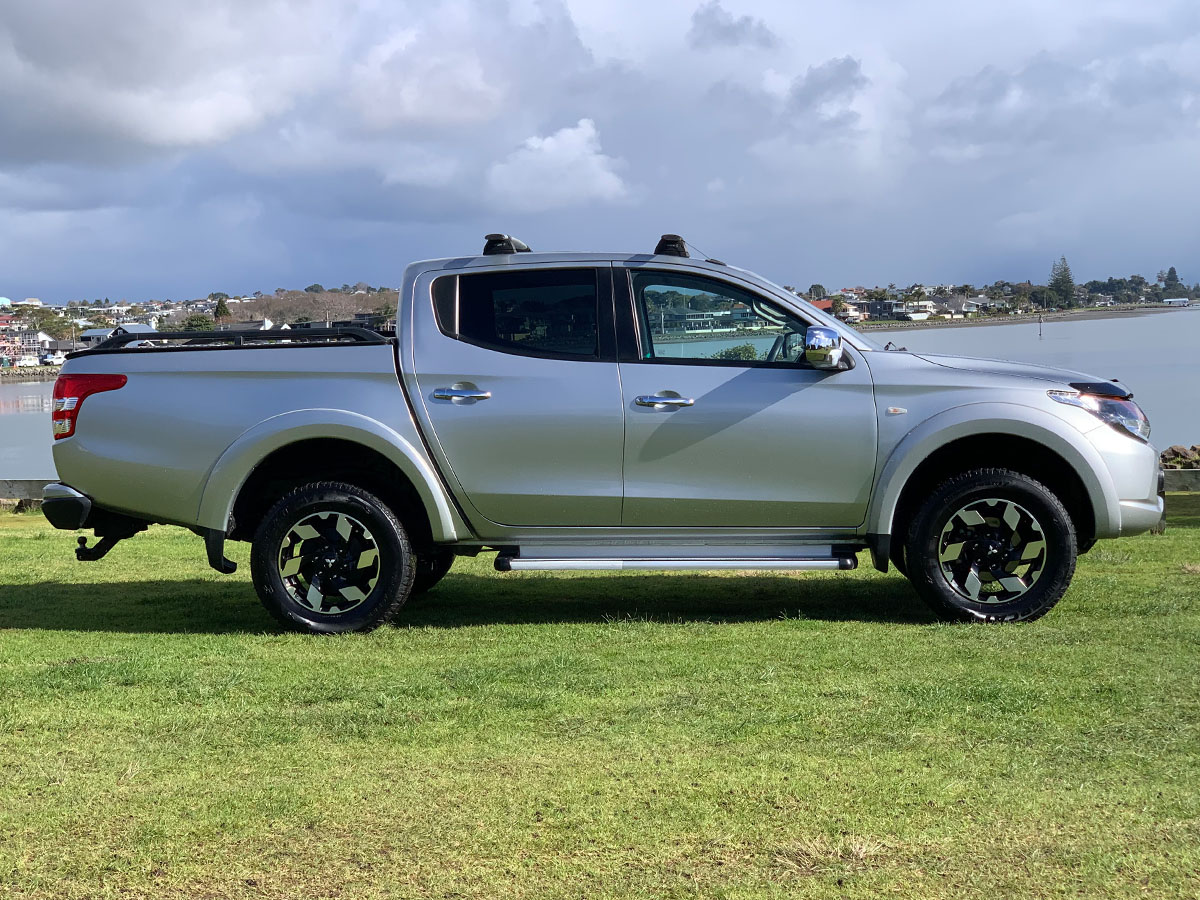 2017 Mitsubishi Triton GLXR 2.4L Diesel Turbo