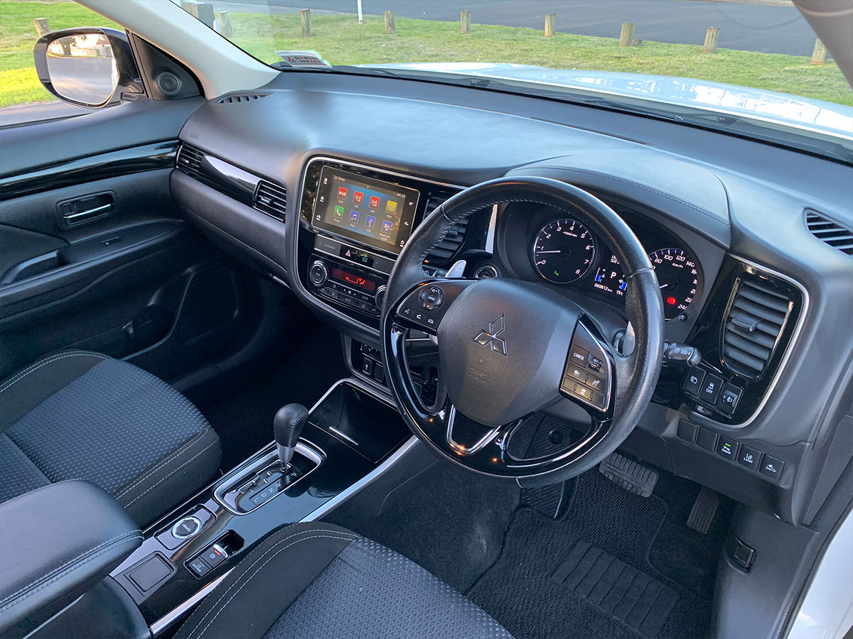2018 Mitsubishi Outlander XLS 4WD 7 Seater 2.4L Petrol Automatic