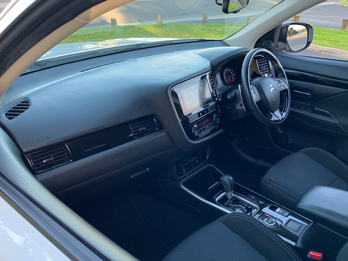 2018 Mitsubishi Outlander XLS 4WD 7 Seater 2.4L Petrol Automatic