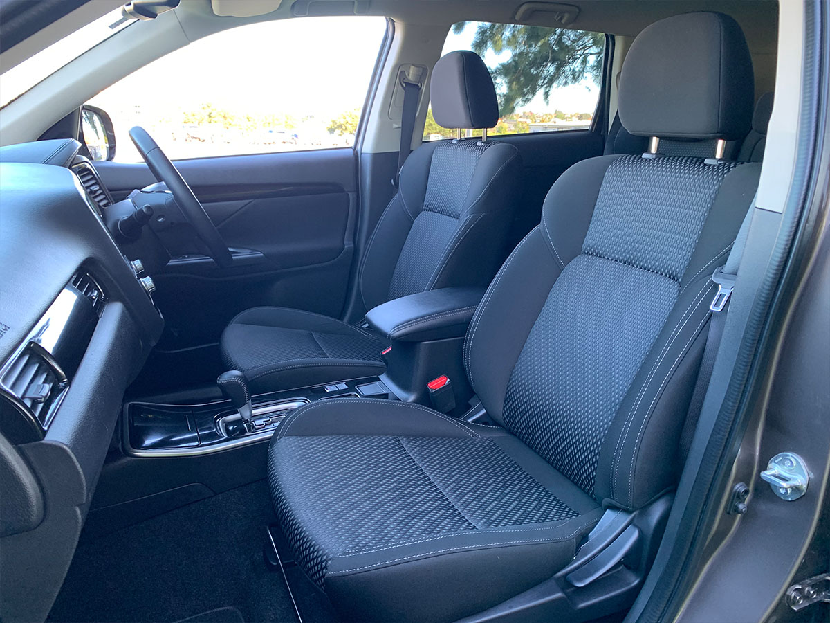 2022 Mitsubishi Outlander LS 2.4L Petrol 7 Seater Automatic