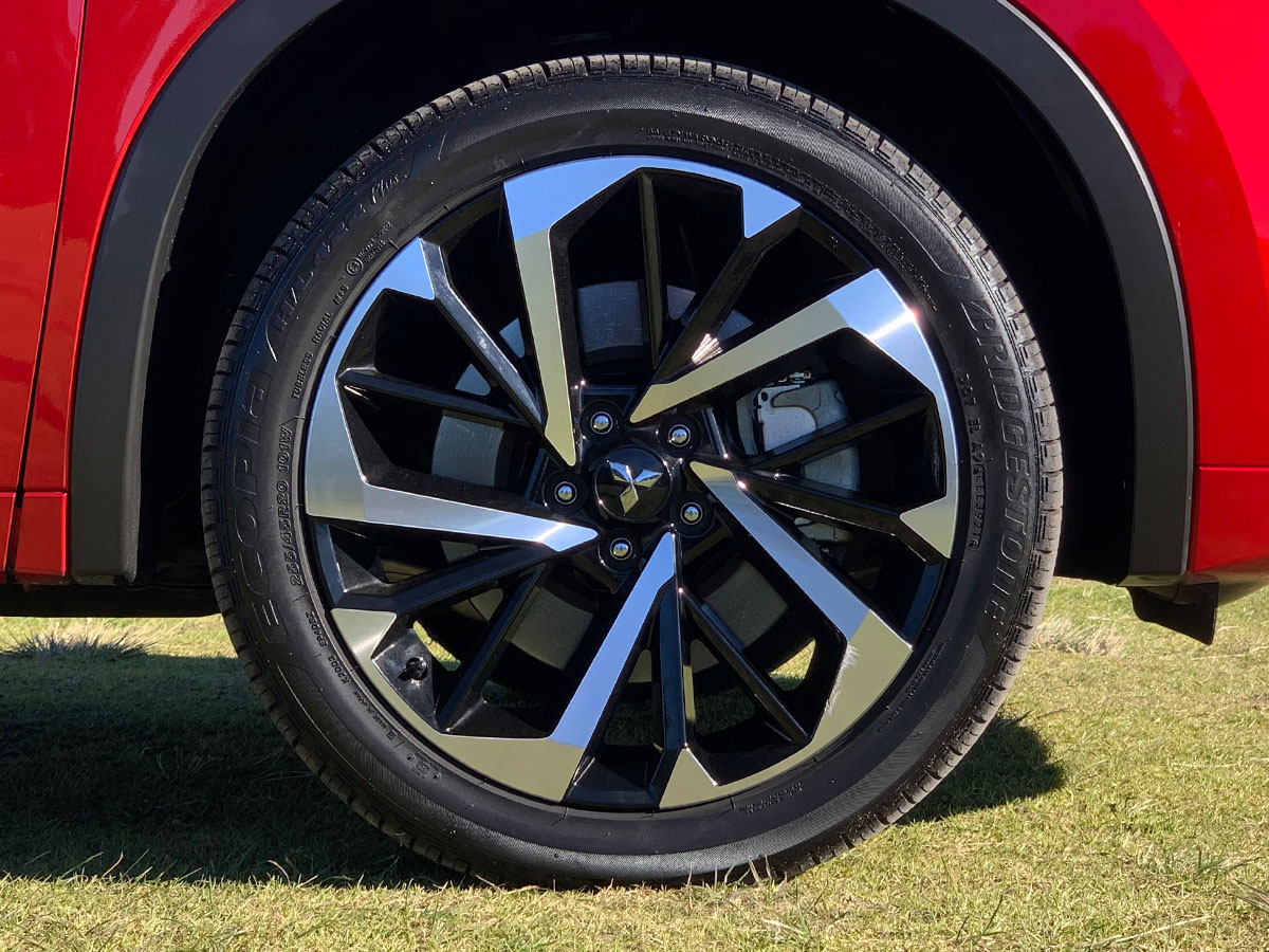 2022 Mitsubishi Outlander VRX 2WD 7 Seater 2.5L Petrol Auto