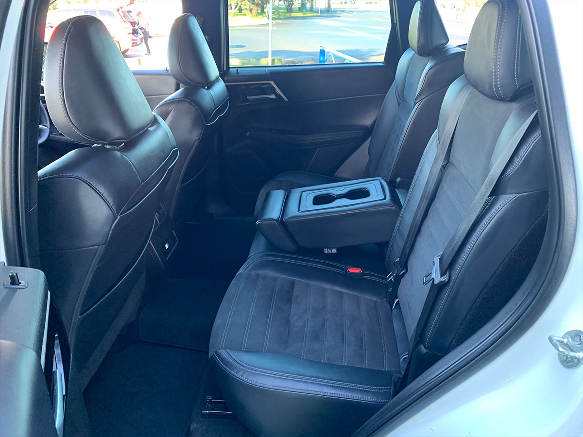 2022 Mitsubishi Outlander XLS 2.5L Petrol 4WD 7 Seater