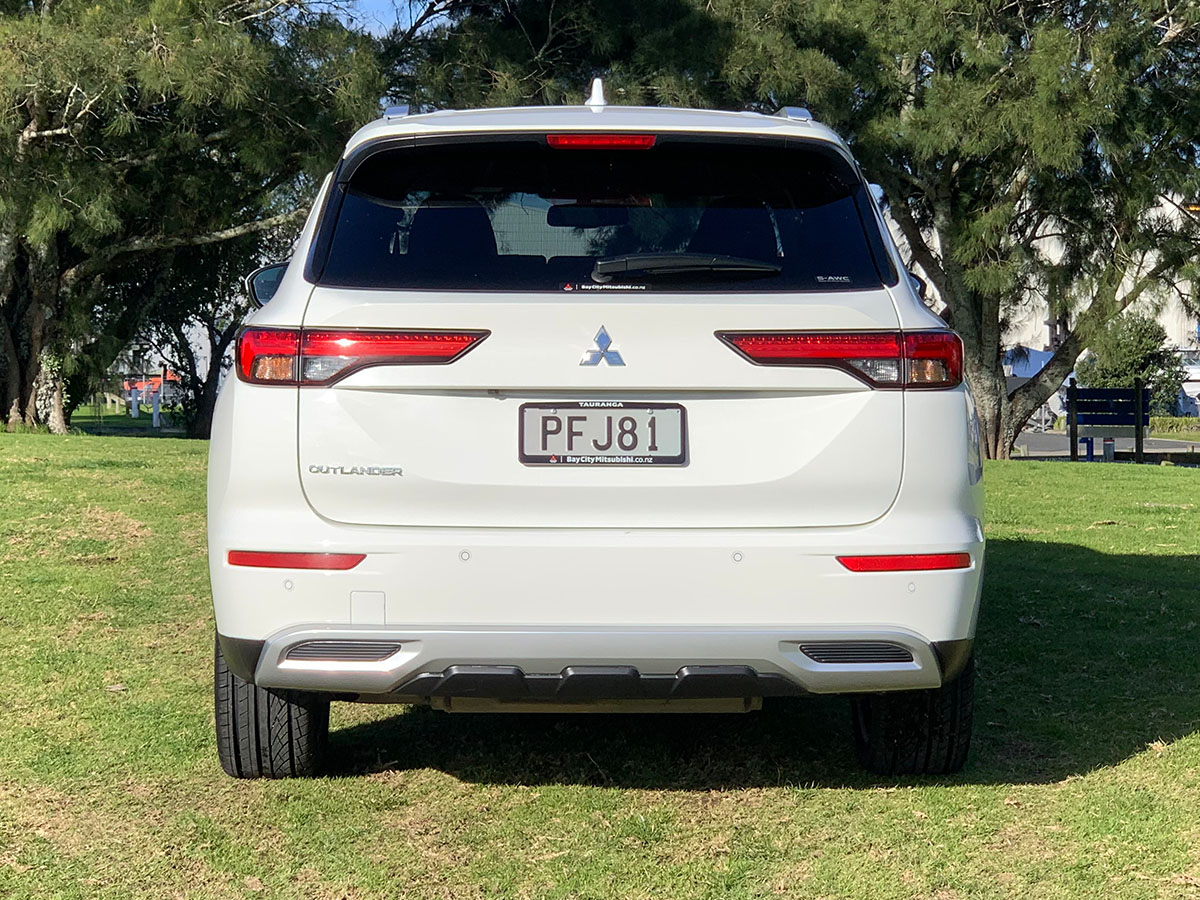 2022 Mitsubishi Outlander XLS 2.5L Petrol 4WD 7 Seater