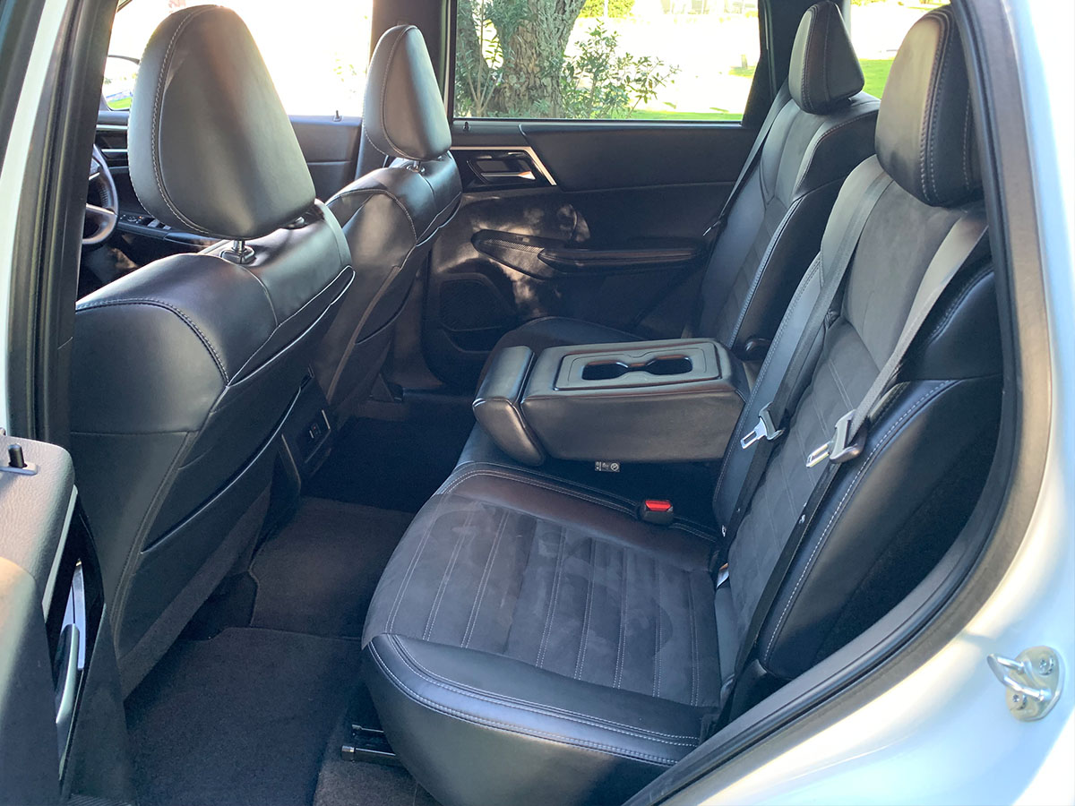 2022 Mitsubishi Outlander XLS 2.5L Petrol 4WD 7 Seater