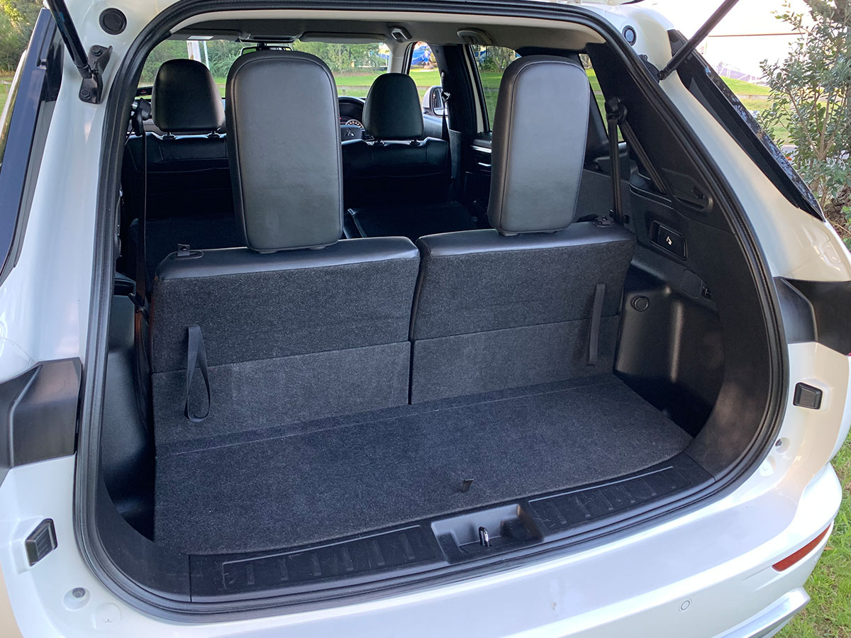 2022 Mitsubishi Outlander XLS 2.5L Petrol 4WD 7 Seater