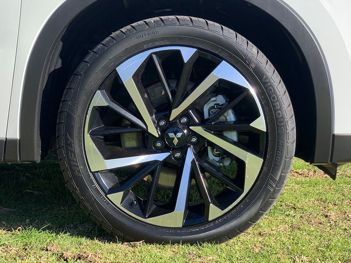 2022 Mitsubishi Outlander XLS 2.5L Petrol 4WD 7 Seater