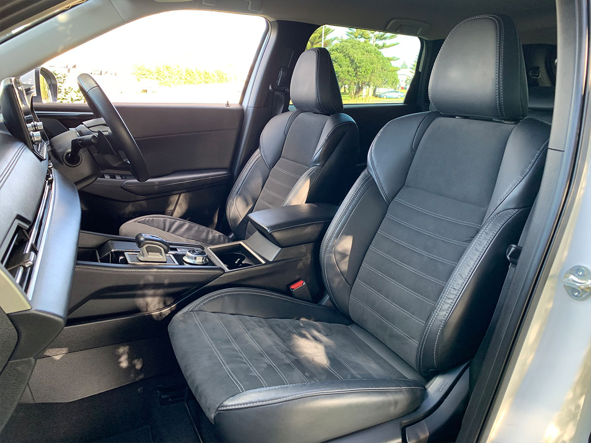 2022 Mitsubishi Outlander XLS 2WD 7 Seater 2.5L Petrol