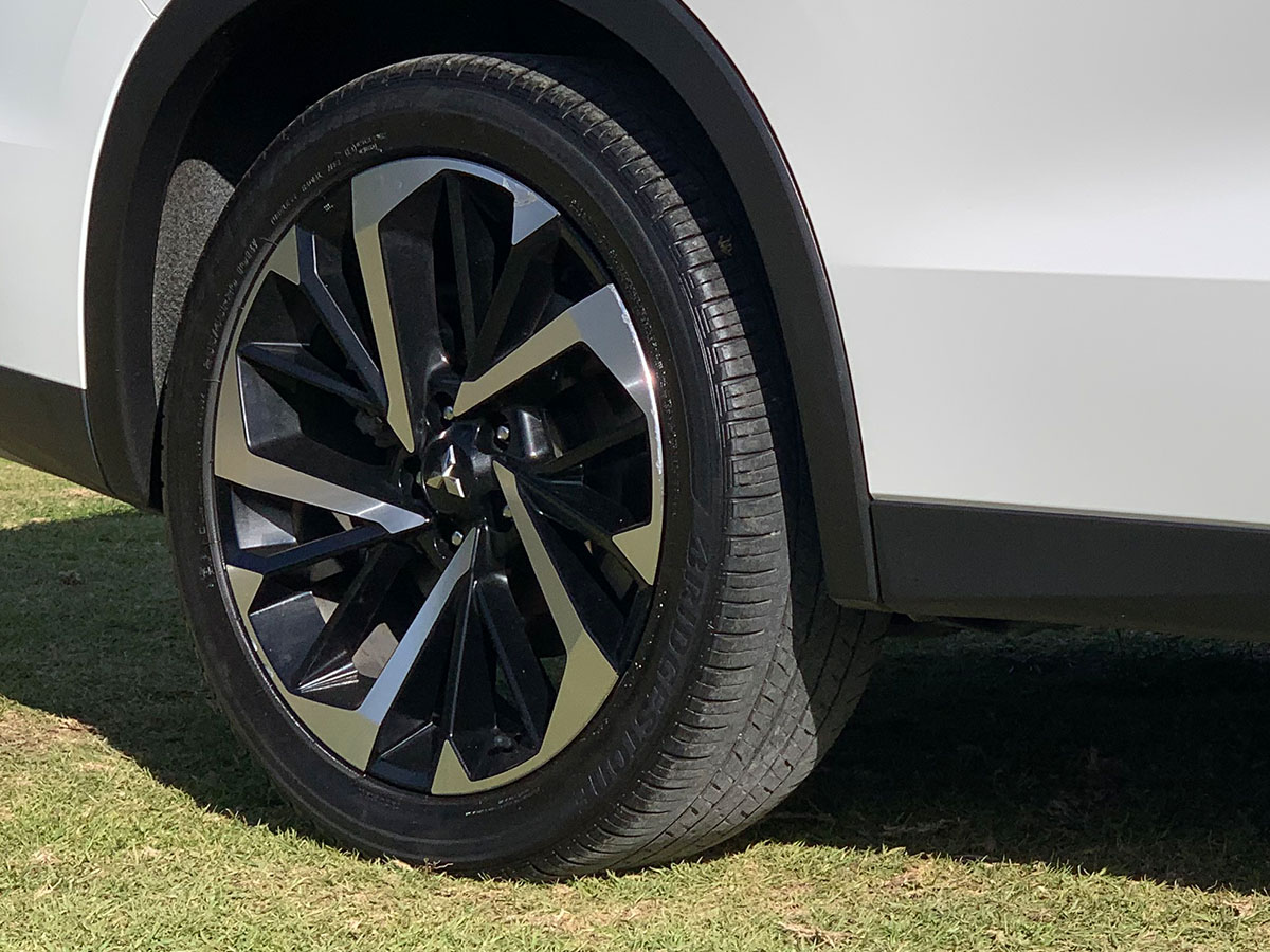 2022 Mitsubishi Outlander XLS 2WD 7 Seater 2.5L Petrol