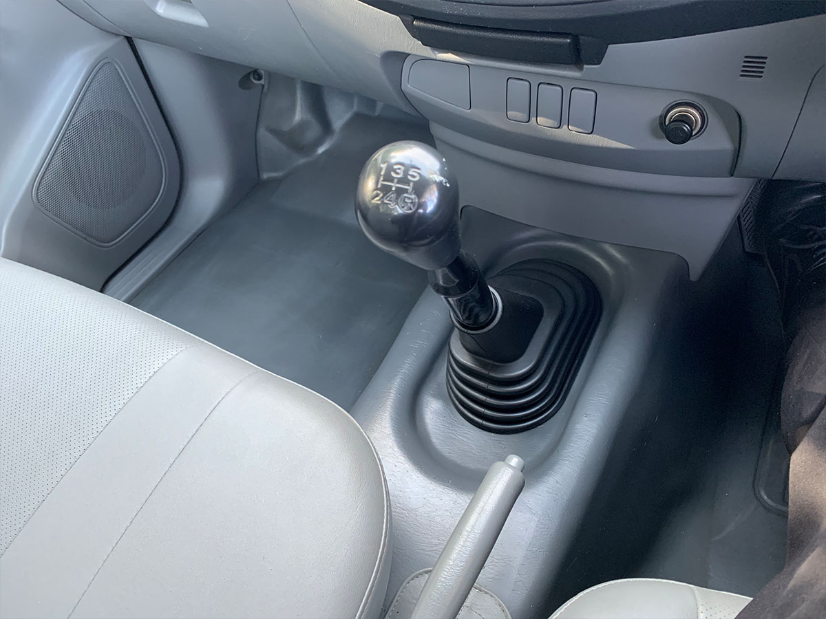 2007 Toyota Hilux 2.7L Petrol 2WD