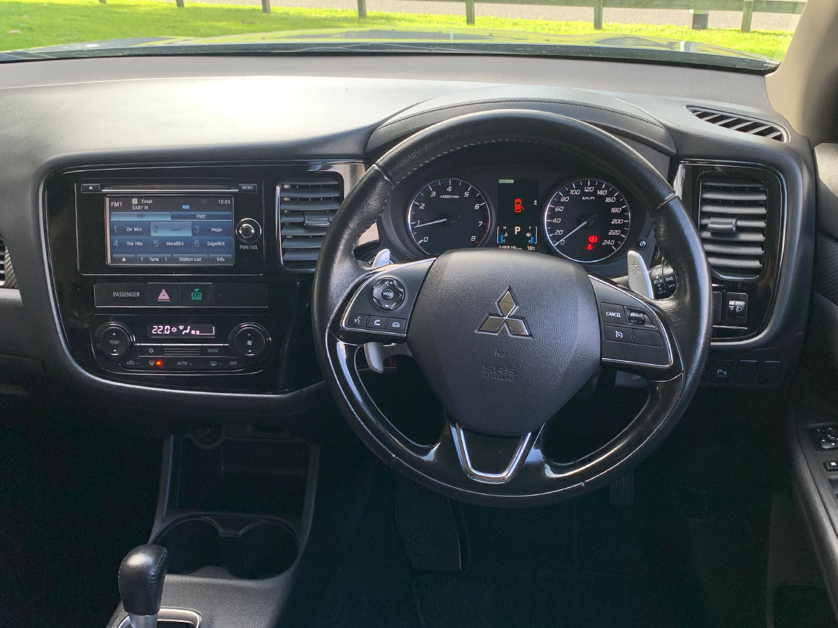 2015 Mitsubishi Outlander LS 2.4L Petrol 4wd