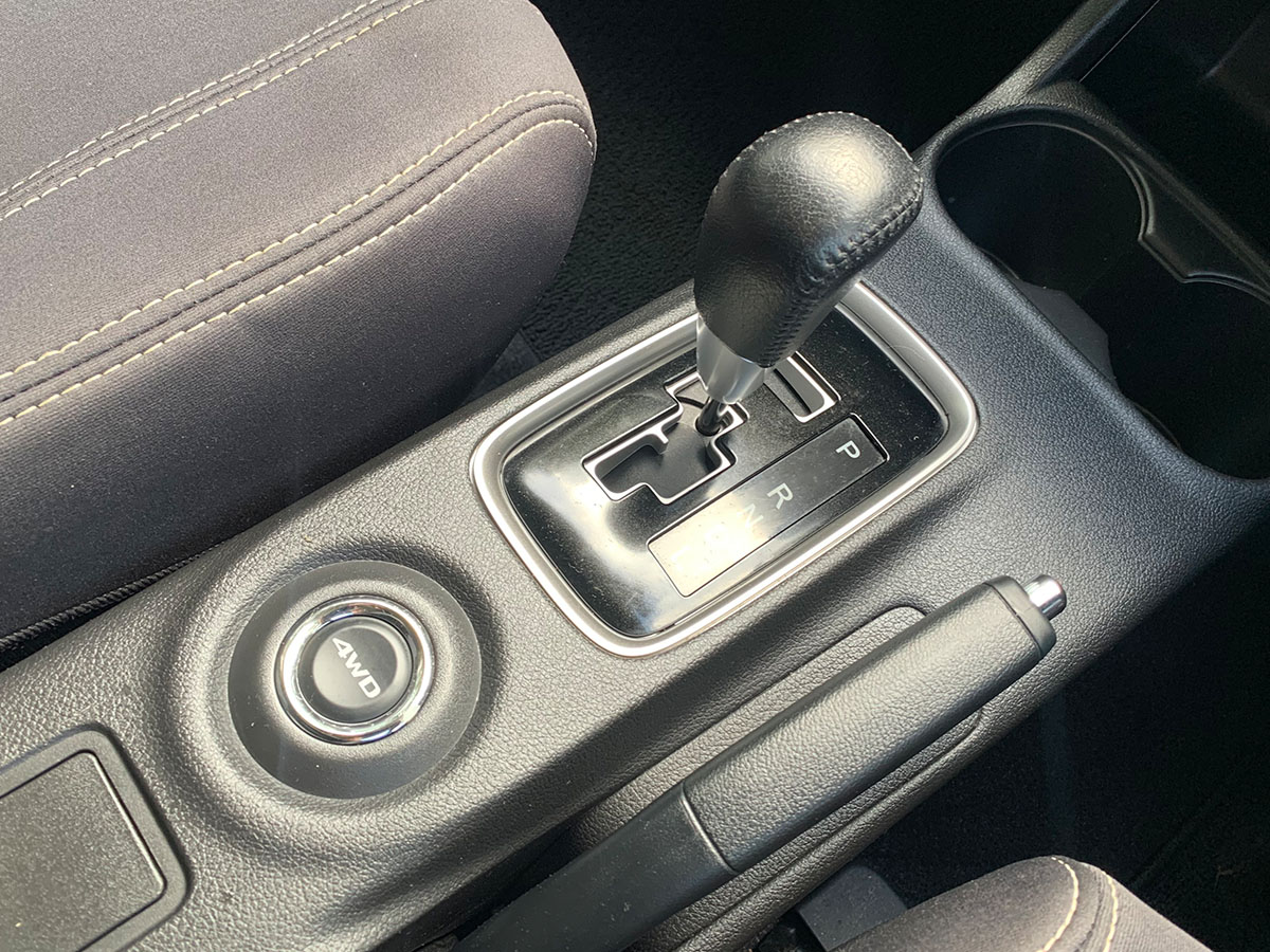 2015 Mitsubishi Outlander LS 2.4L Petrol 4wd