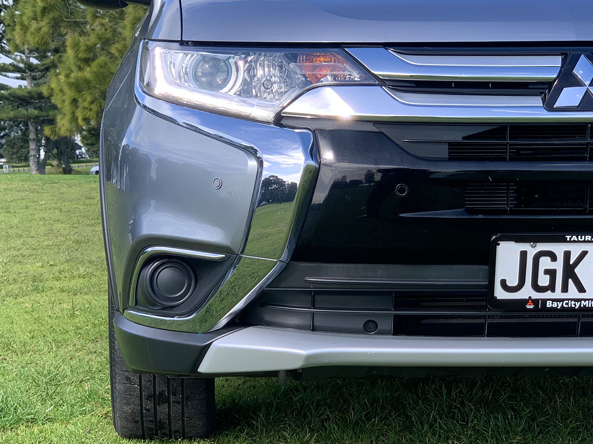 2015 Mitsubishi Outlander LS 2.4L Petrol 4wd