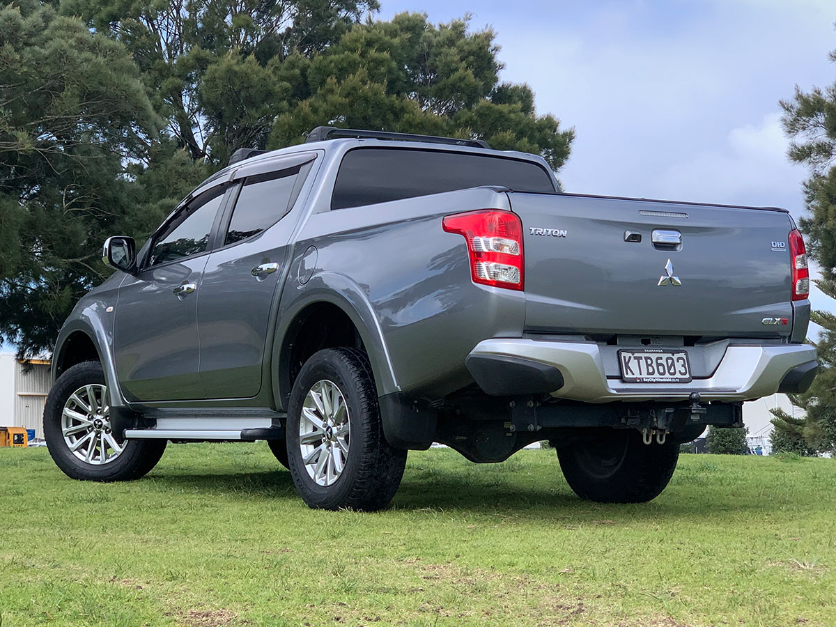 2017 Mitsubishi Triton GLXR 2.4L 2WD Diesel Turbo 6 Speed Manual