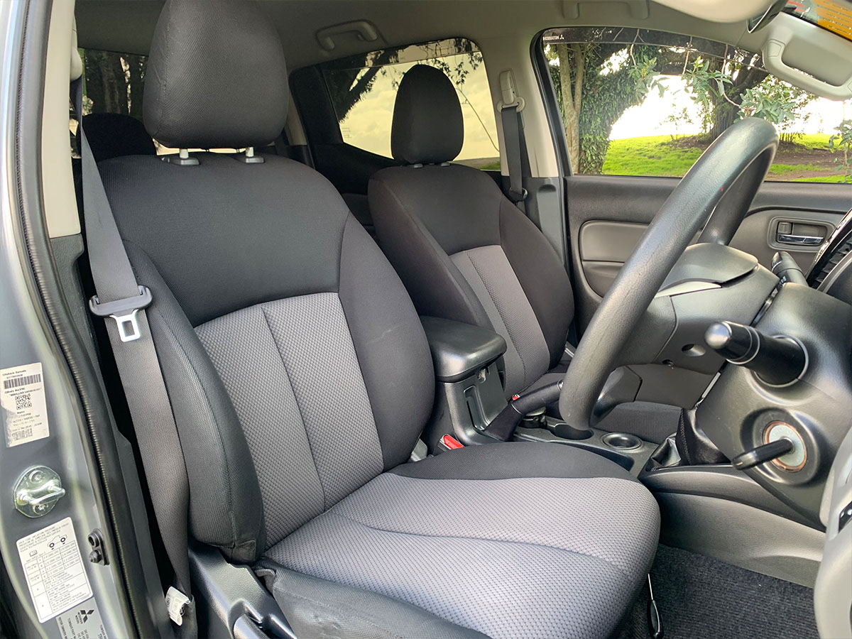 2017 Mitsubishi Triton GLXR 2.4L 2WD Diesel Turbo 6 Speed Manual