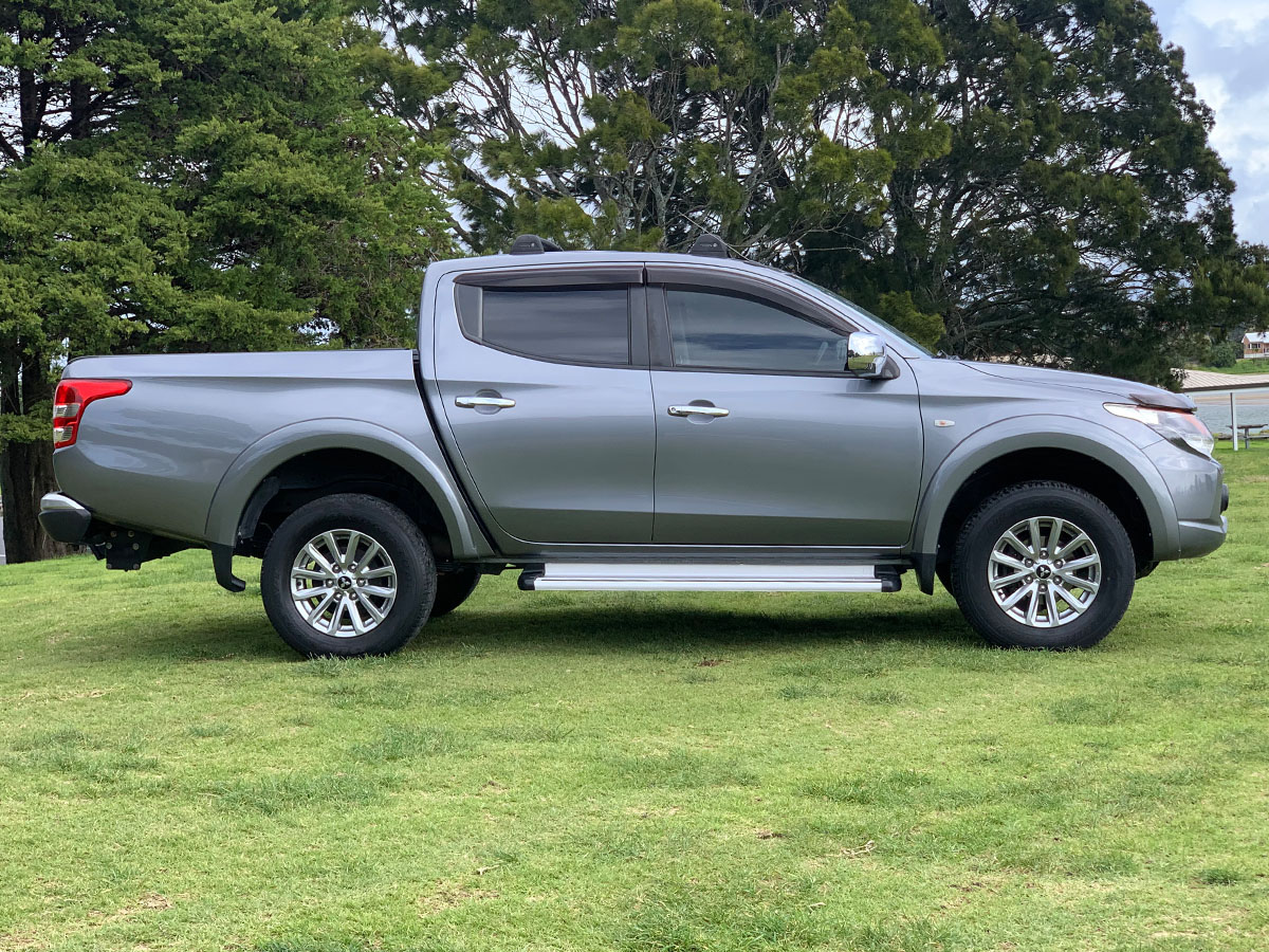 2017 Mitsubishi Triton GLXR 2.4L 2WD Diesel Turbo 6 Speed Manual
