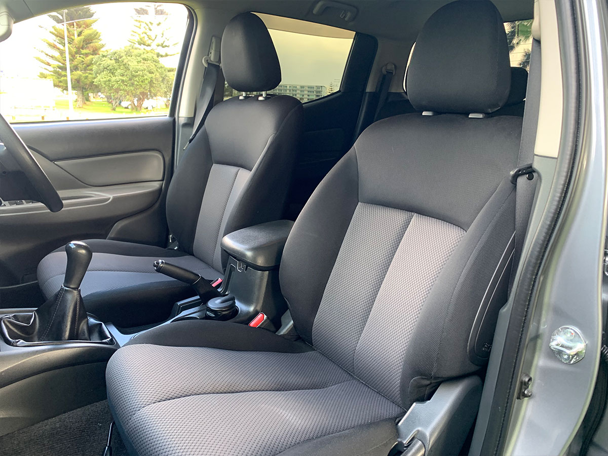 2017 Mitsubishi Triton GLXR 2.4L 2WD Diesel Turbo 6 Speed Manual