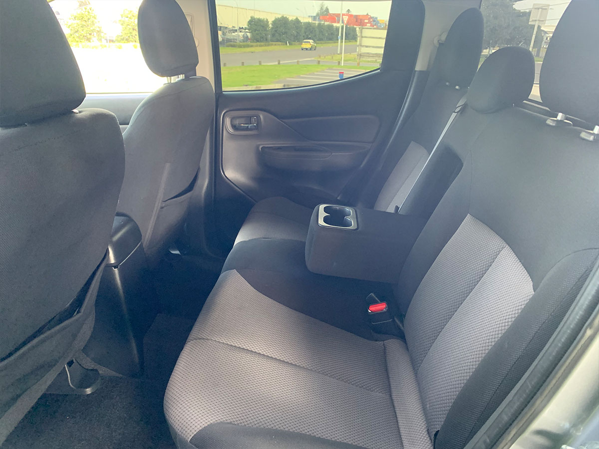 2017 Mitsubishi Triton GLXR 2.4L 2WD Diesel Turbo 6 Speed Manual