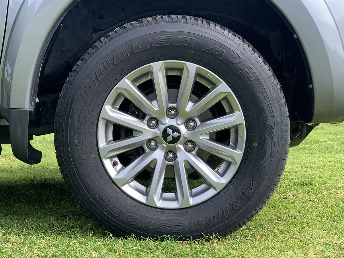 2017 Mitsubishi Triton GLXR 2.4L 2WD Diesel Turbo 6 Speed Manual