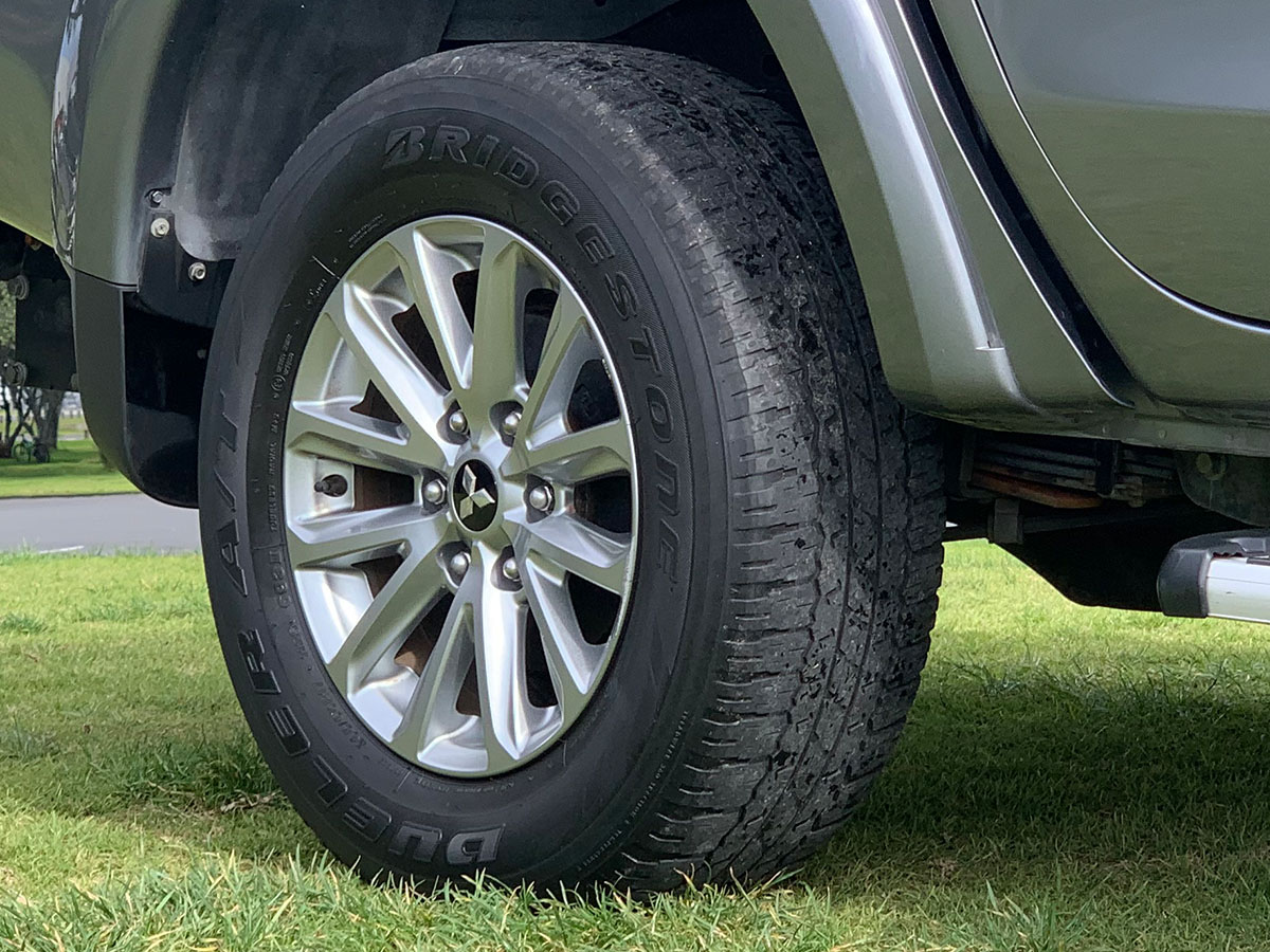 2017 Mitsubishi Triton GLXR 2.4L 2WD Diesel Turbo 6 Speed Manual