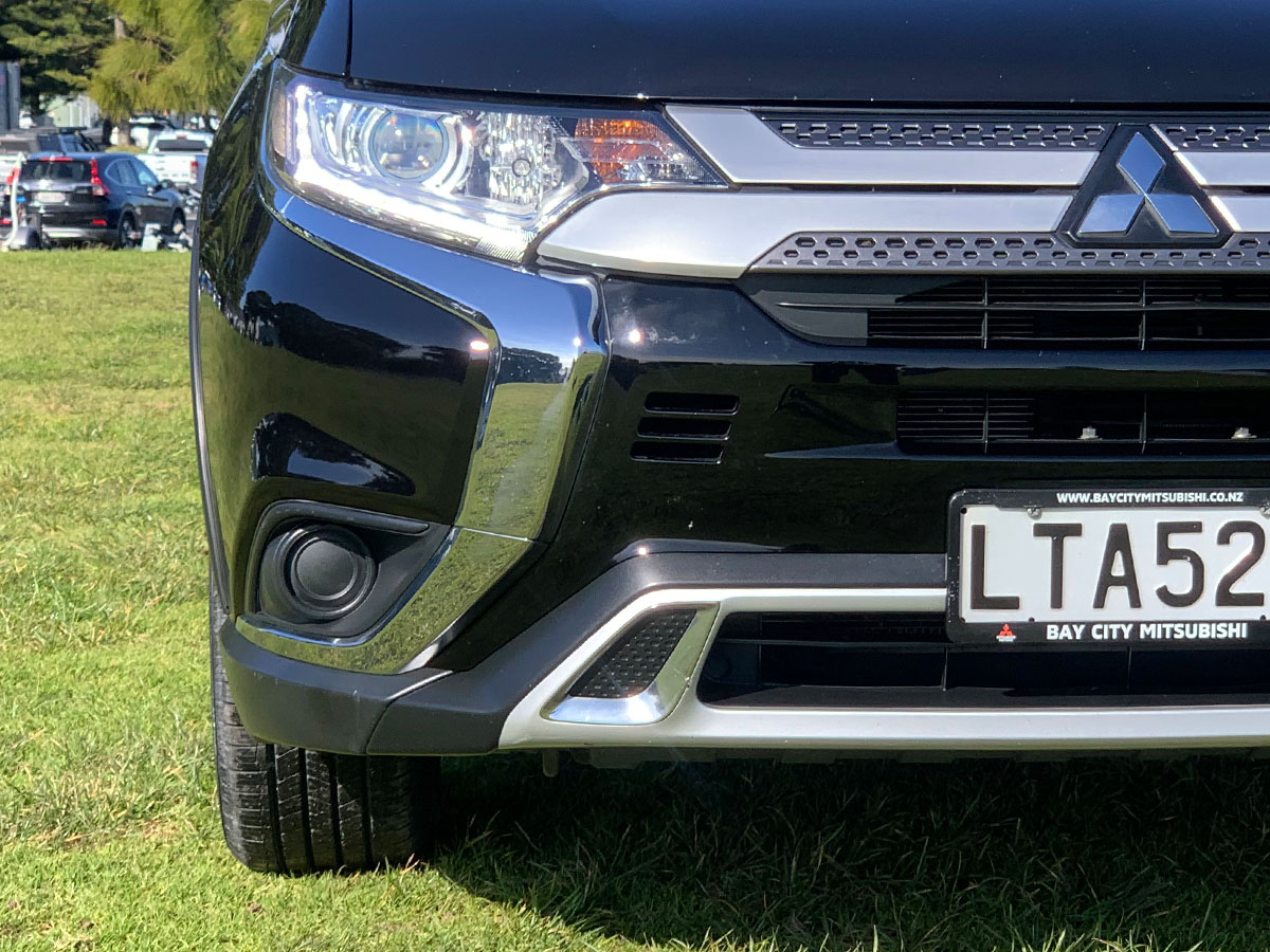 2018 Mitsubishi Outlander LS 2.4L Petrol 7 Seater Automatic