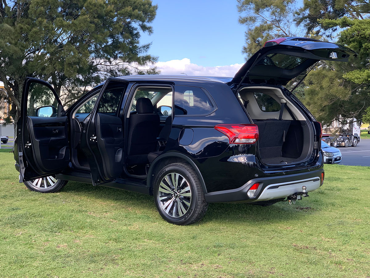 2019 Mitsubishi Outlander LS 2.4 Litre 2WD 7 Seater
