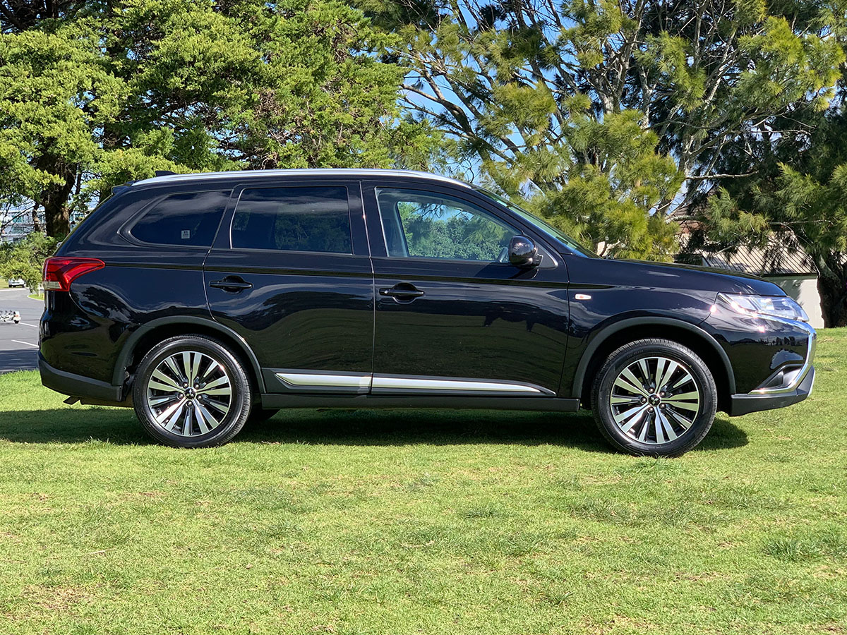2019 Mitsubishi Outlander LS 2.4 Litre 2WD 7 Seater
