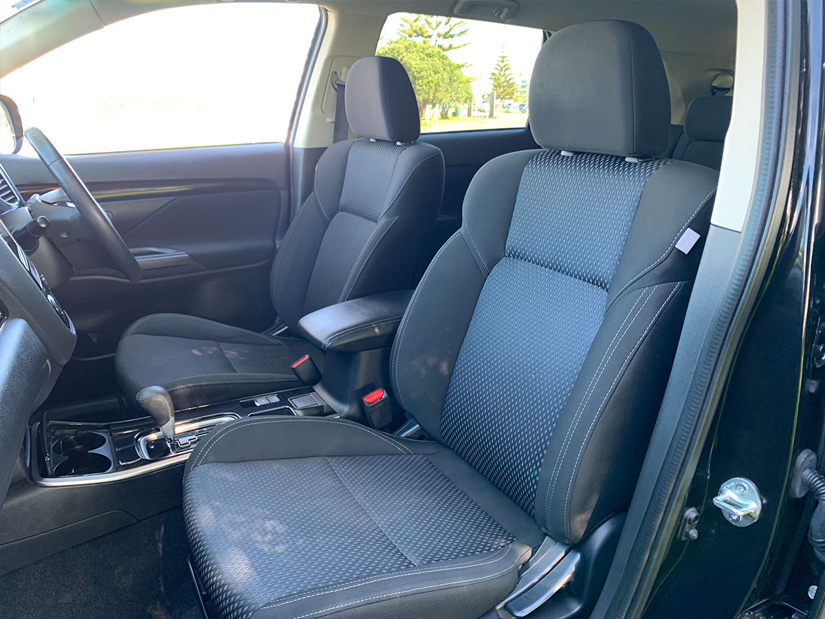 2019 Mitsubishi Outlander LS 2.4 Litre 2WD 7 Seater