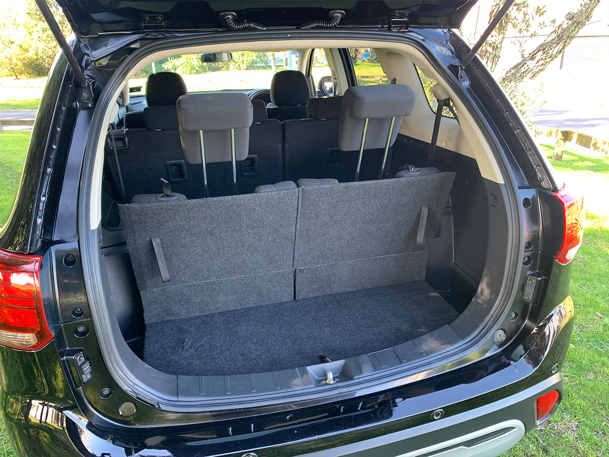 2019 Mitsubishi Outlander LS 2.4 Litre 2WD 7 Seater