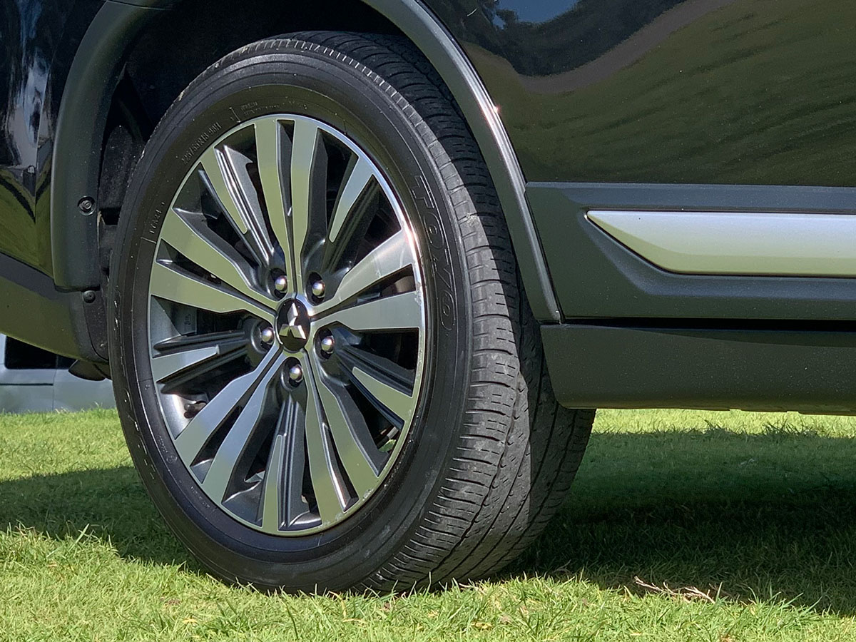 2019 Mitsubishi Outlander LS 2.4 Litre 2WD 7 Seater