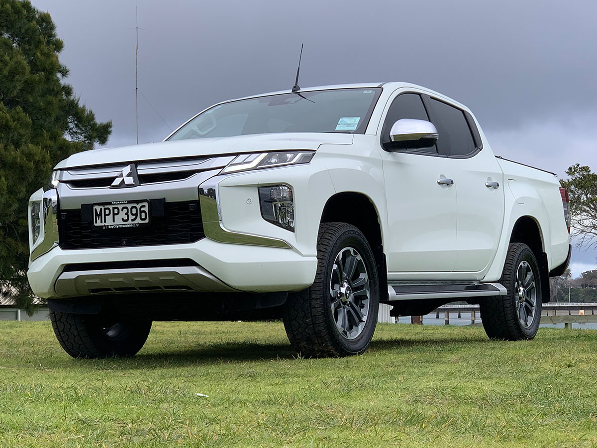 2019 Mitsubishi Triton VRX 2.4L Diesel 6 Speed Auto