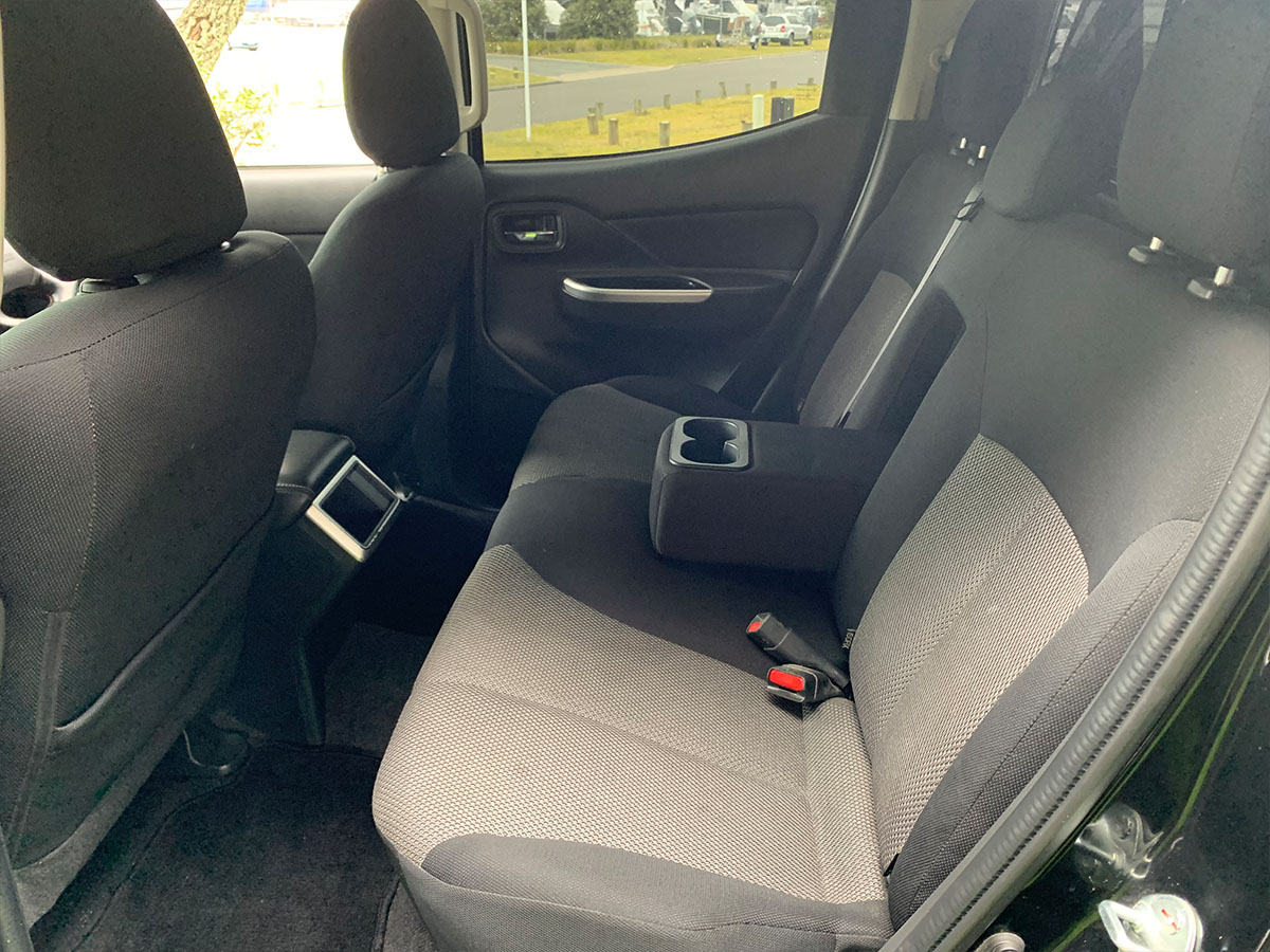 2020 Mitsubishi Triton GLSB 4WD 2.4L Diesel Turbo 6 Speed Auto