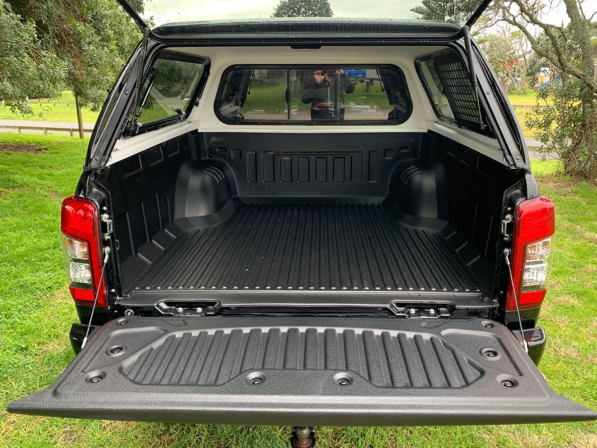 2020 Mitsubishi Triton GLSB 4WD 2.4L Diesel Turbo 6 Speed Auto