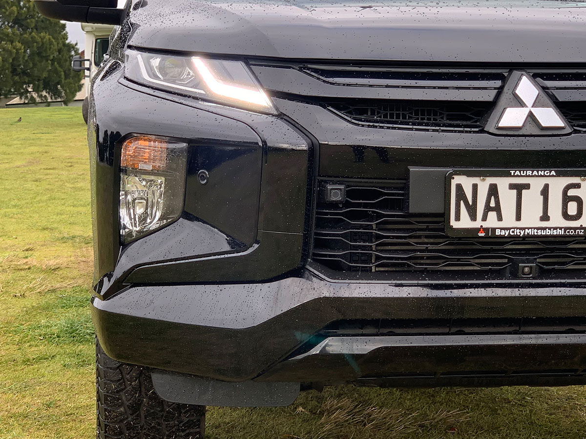 2020 Mitsubishi Triton GLSB 4WD 2.4L Diesel Turbo 6 Speed Auto