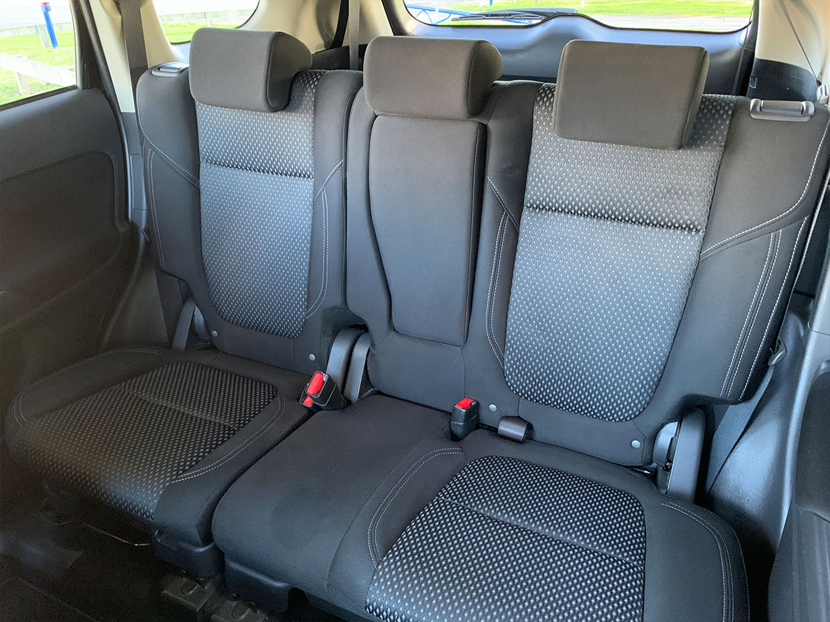 2021 Mitsubishi Outlander LS 2.4L Petrol 7 Seater Automatic