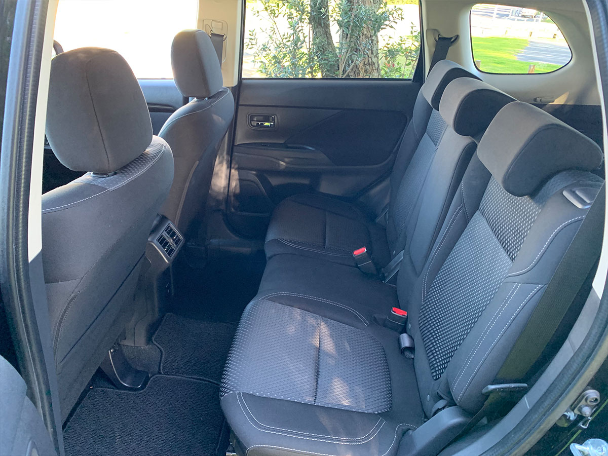 2021 Mitsubishi Outlander LS 2.4L Petrol 7 Seater Automatic