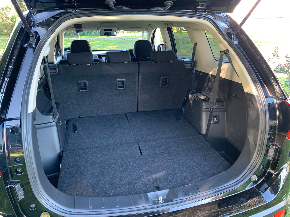 2021 Mitsubishi Outlander LS 2.4L Petrol 7 Seater Automatic