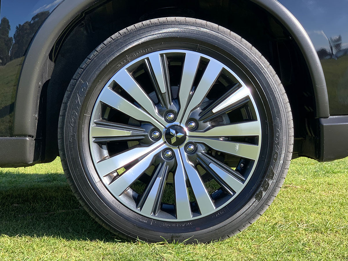 2021 Mitsubishi Outlander LS 2.4L Petrol 7 Seater Automatic