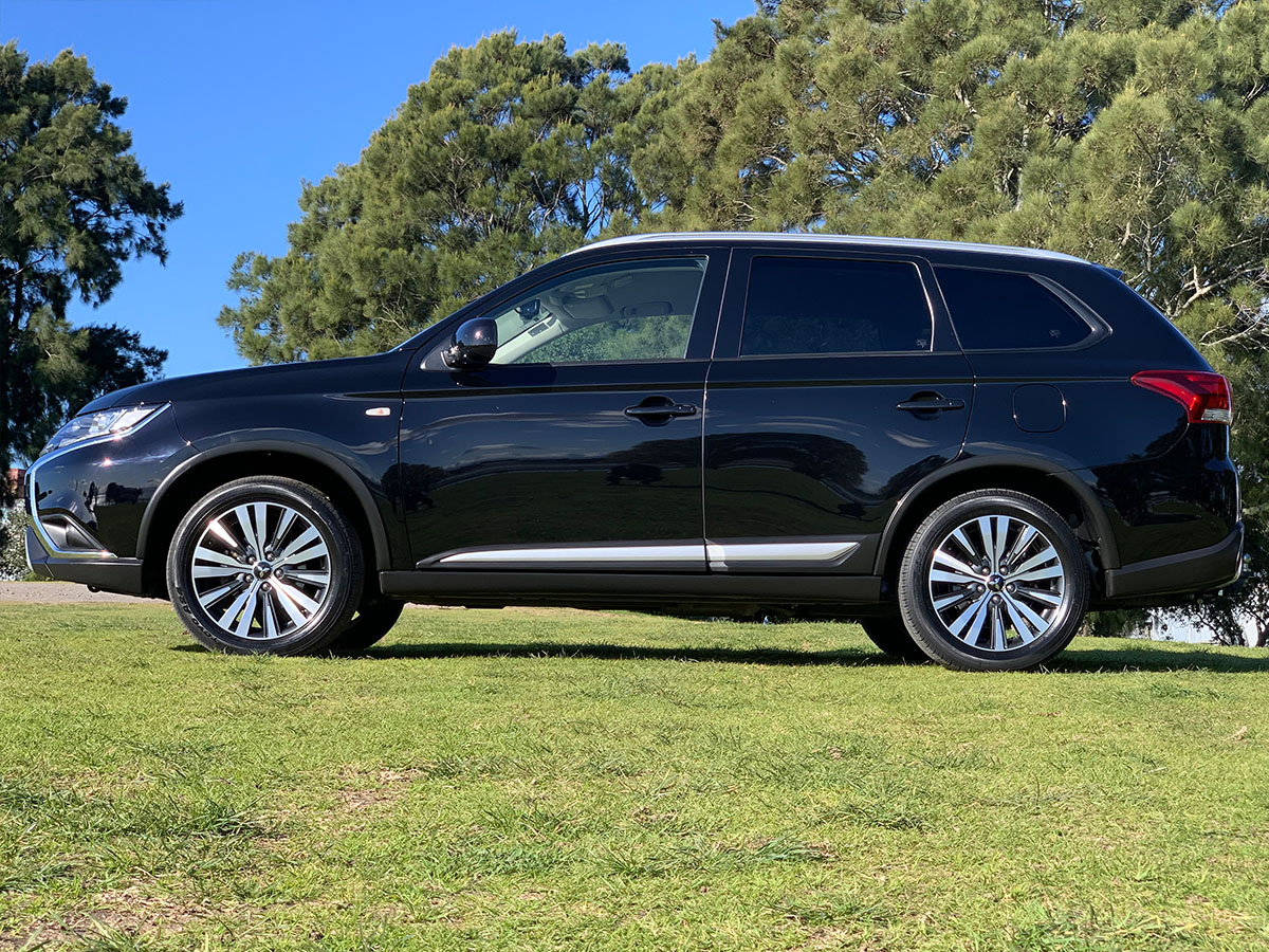 2021 Mitsubishi Outlander LS 2.4L Petrol 7 Seater Automatic