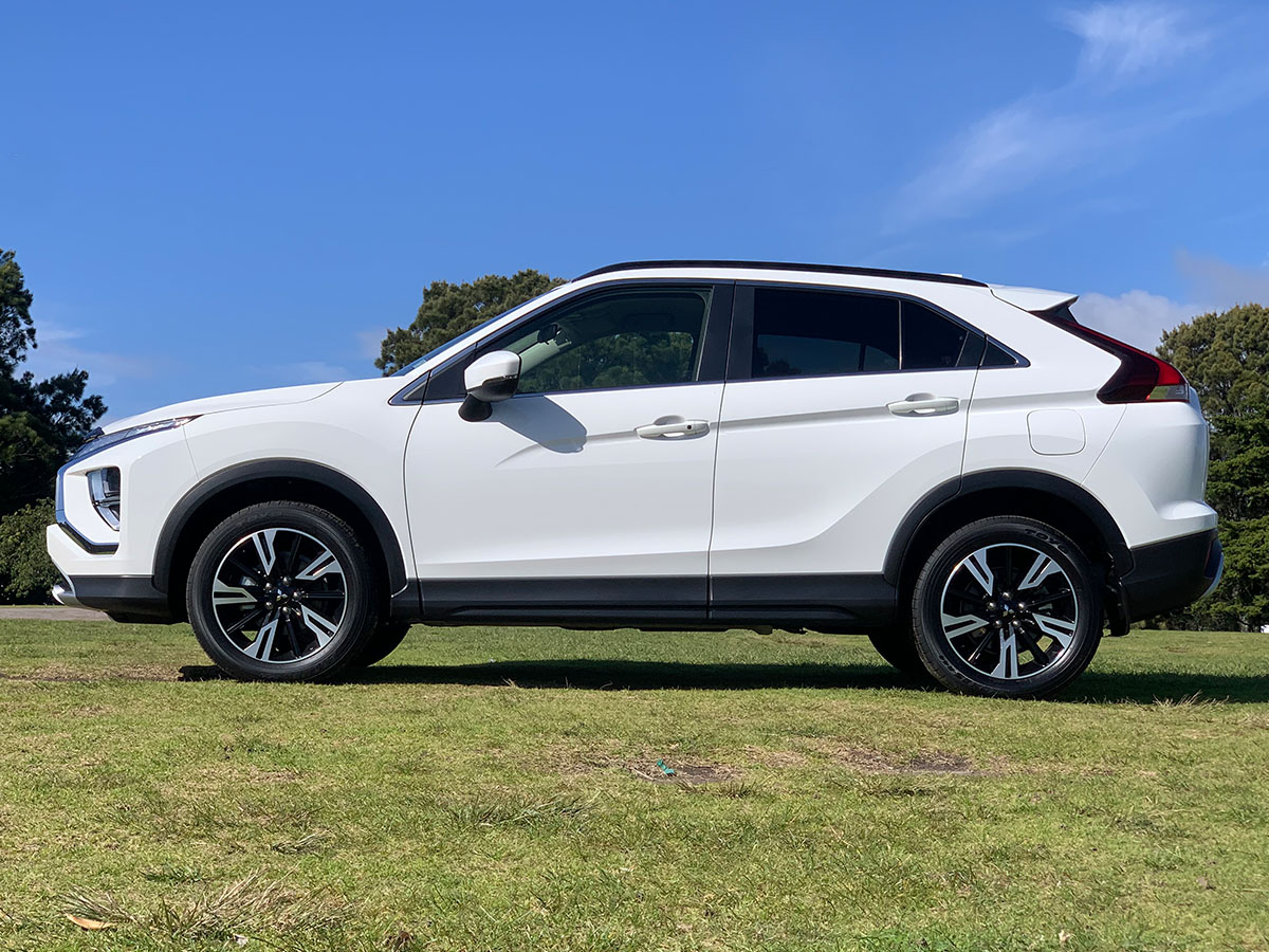 2023 Mitsubishi Eclipse Cross XLS 2WD