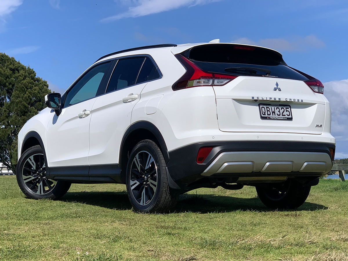 2023 Mitsubishi Eclipse Cross XLS 2WD