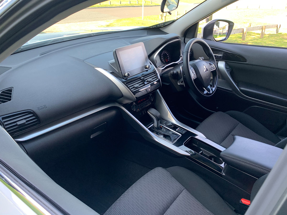 2023 Mitsubishi Eclipse Cross XLS 2WD